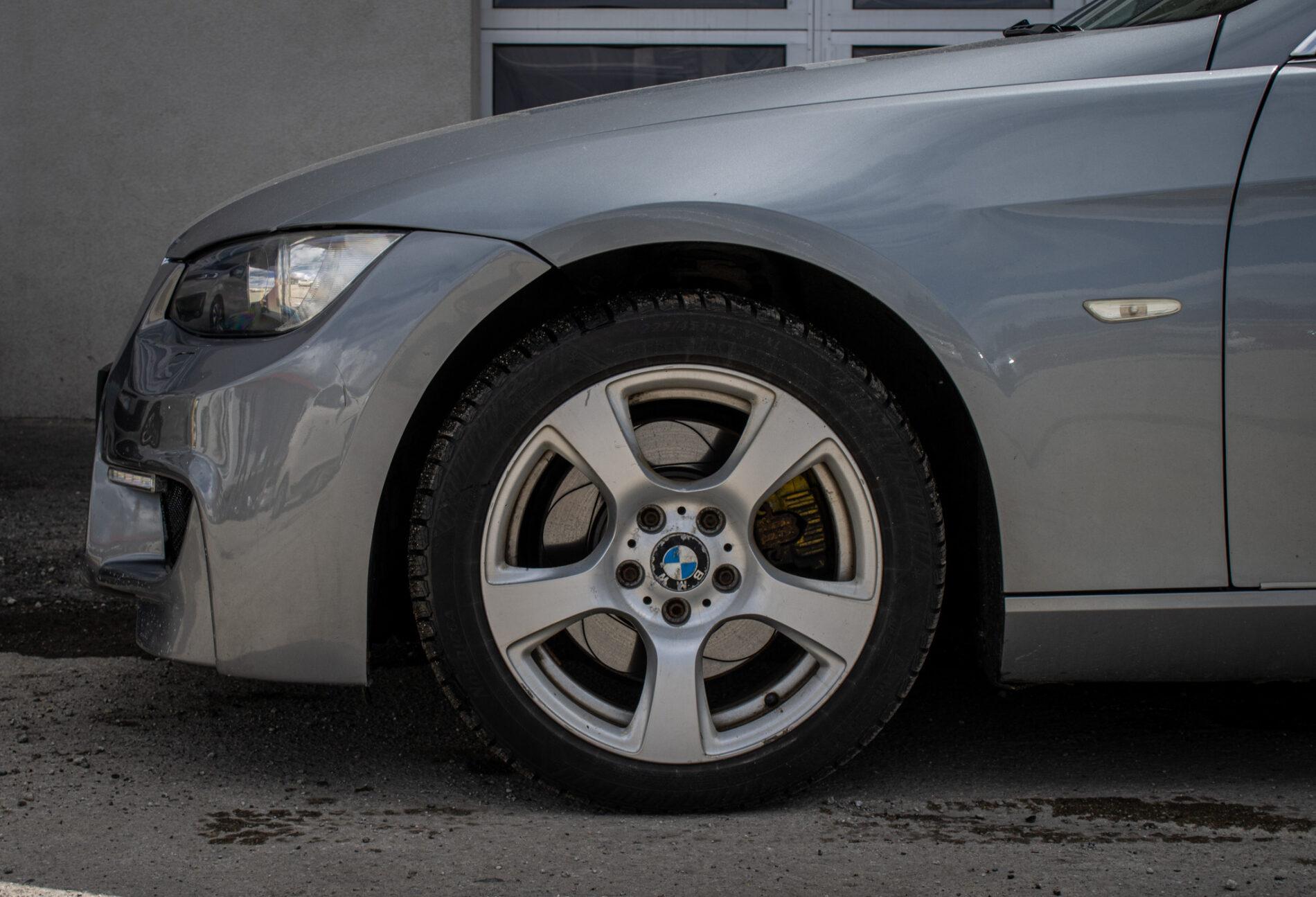 2008 BMW 325i, šedá kupé, 287 630 km