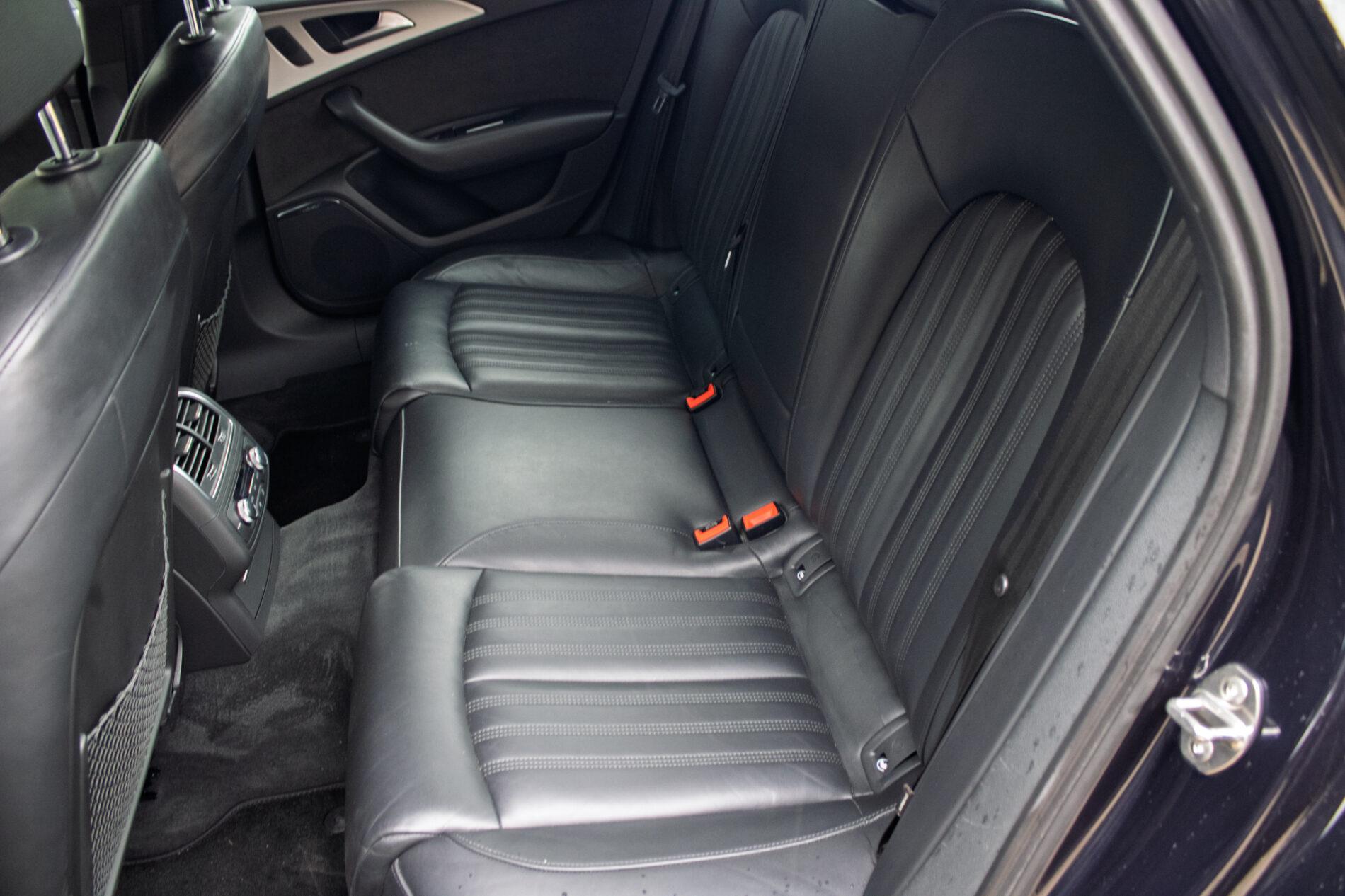 2016 AUDI A6, modrá sedan, 273 541 km