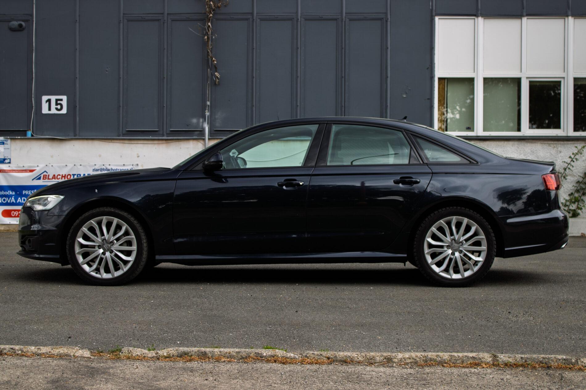 2016 AUDI A6, modrá sedan, 273 541 km