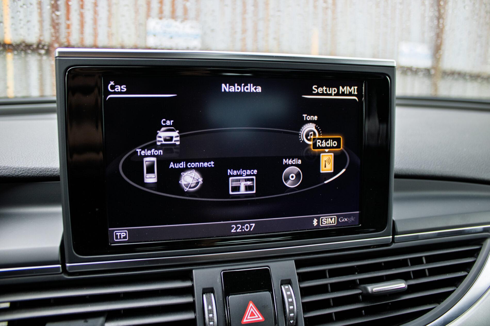 2016 AUDI A6, modrá sedan, 273 541 km