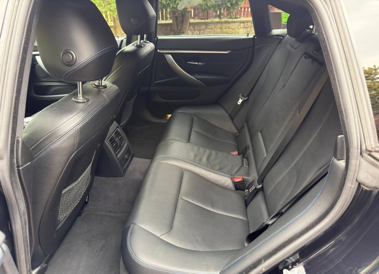 2019 BMW 440i, černá sedan, 115 000 km