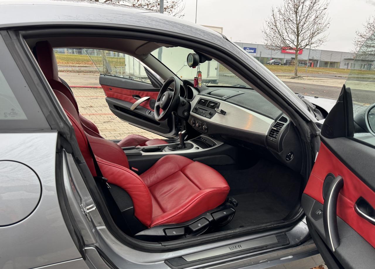 2006 BMW Z4, šedá kupé, 119 000 km