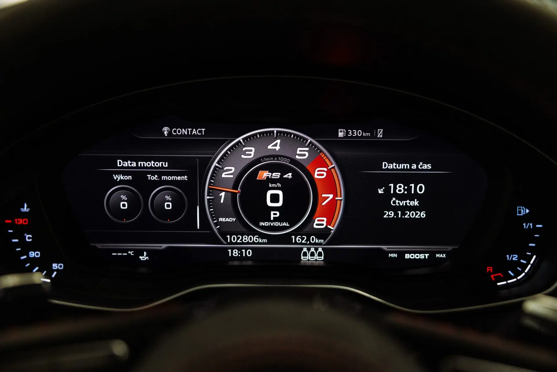 2018 AUDI RS4, červená kombi, 102 800 km