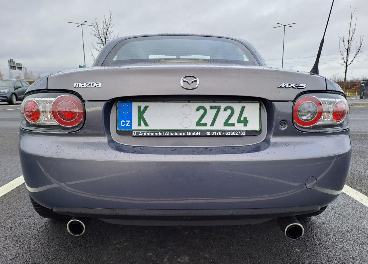 2007 Mazda MX-5 (NC), šedá kabriolet, 213 200 km