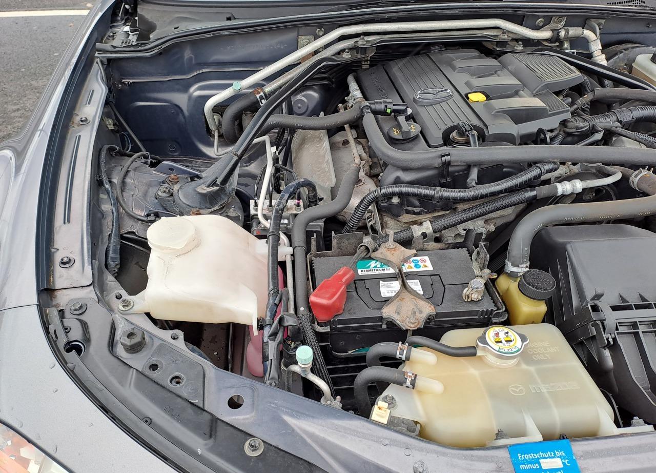 2007 Mazda MX-5 (NC), šedá kabriolet, 213 200 km