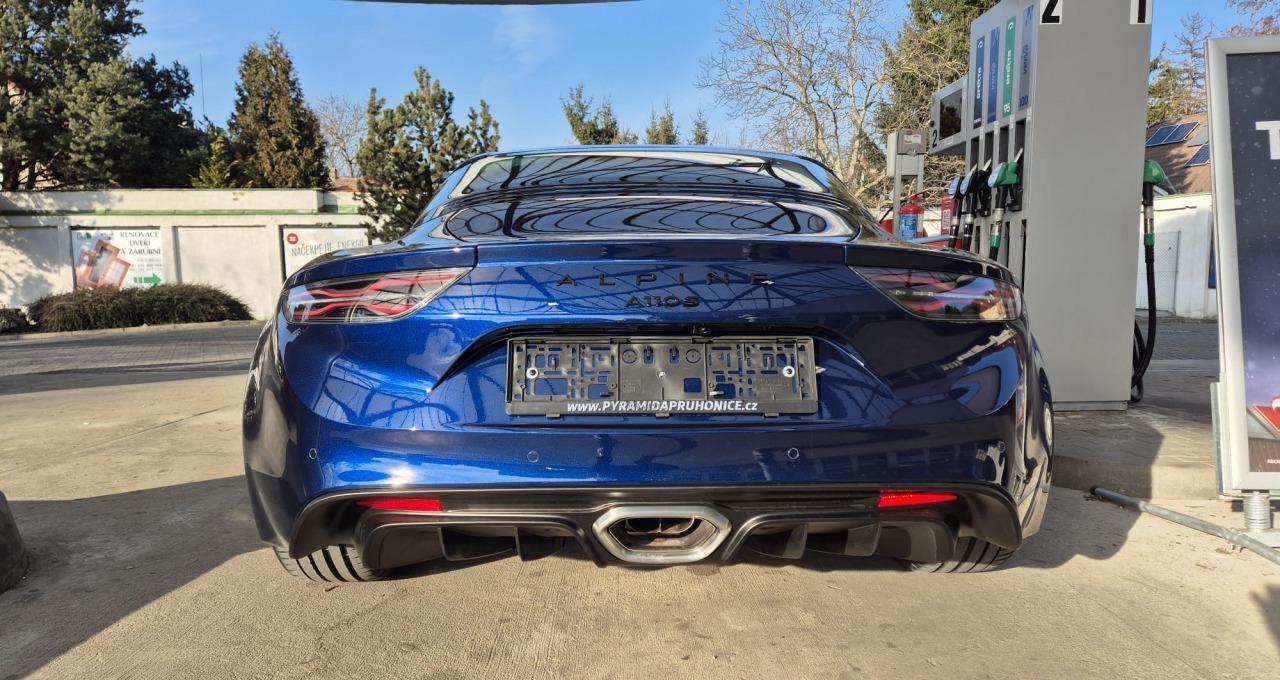 2025 Alpine A110 GTS, tmavě modrá kupé, 6 000 km