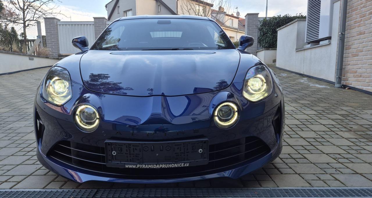 2025 Alpine A110 GTS, tmavě modrá kupé, 6 000 km