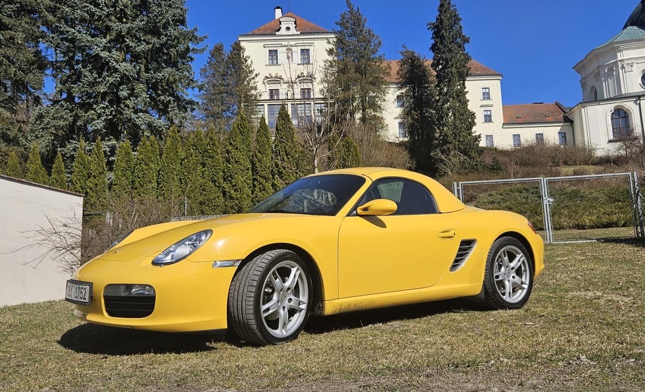 2007 Porsche Boxster, žlutá kabriolet, 55 000 km