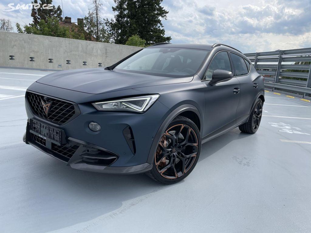 2022 Cupra Formentor VZ5, tmavě modrá hatchback, 51 000 km