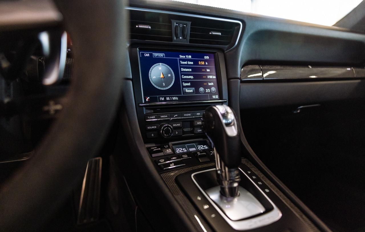 2014 Porsche 991 Carrera 4S 50th Anniv., šedá kupé, 83 820 km