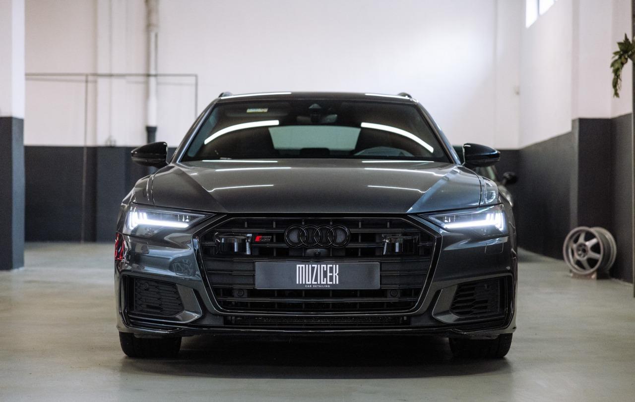 2022 AUDI S6, šedá kombi, 45 300 km