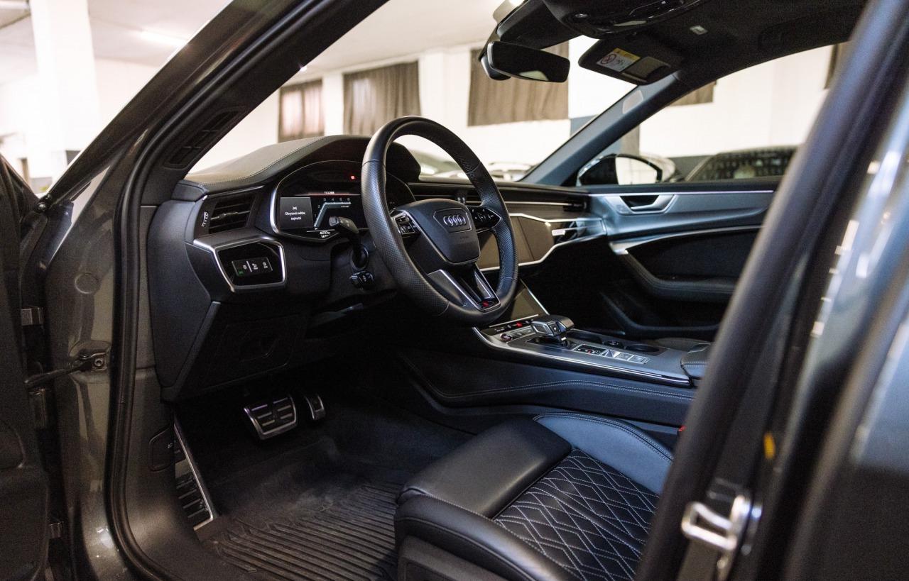 2022 AUDI S6, šedá kombi, 45 300 km