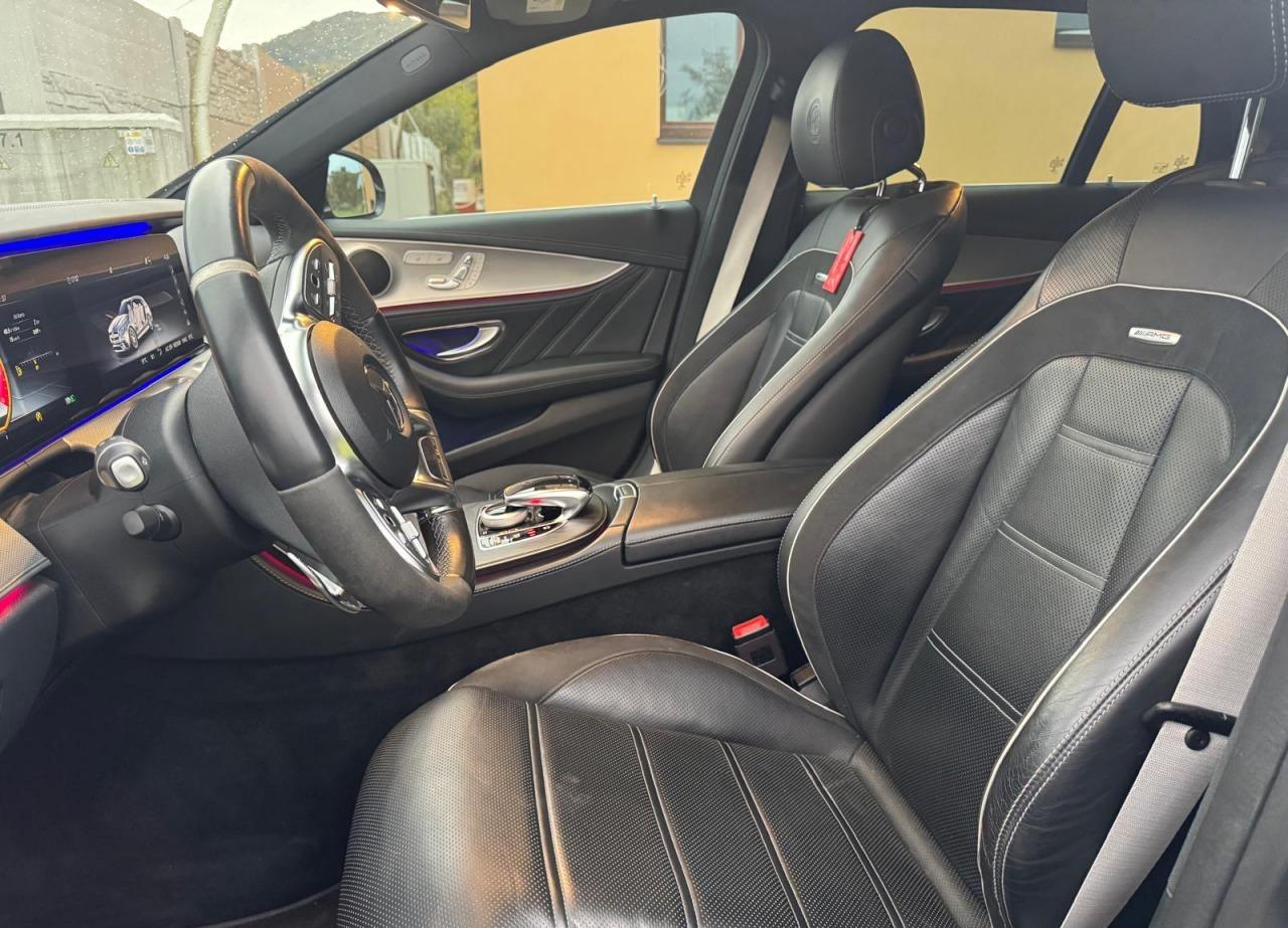 2019 Mercedes-Benz E 63 AMG S, šedá kombi, 189 900 km