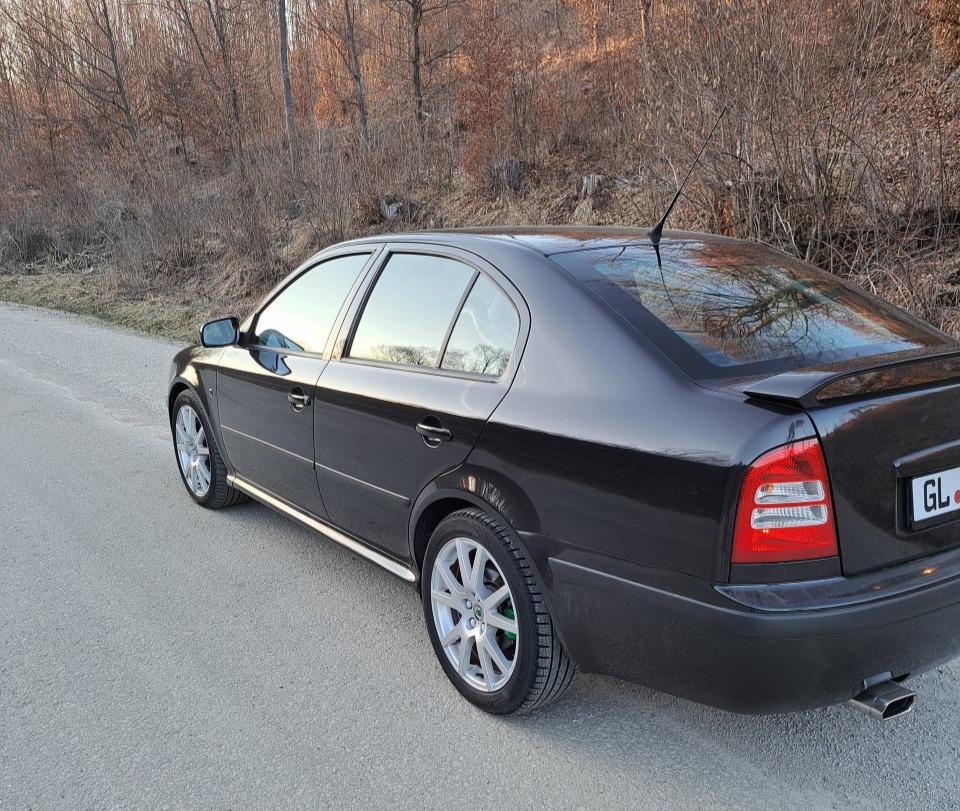 2002 Skoda Octavia RS, černá sedan, 78 000 km