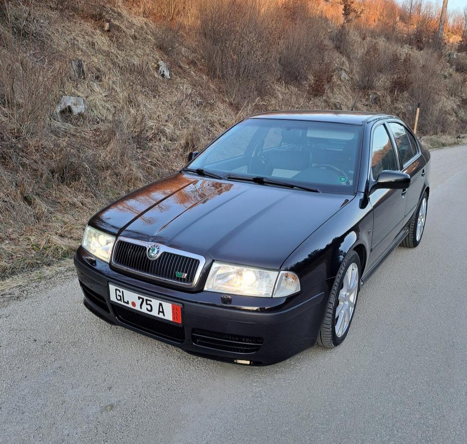 2002 Skoda Octavia RS, černá sedan, 78 000 km