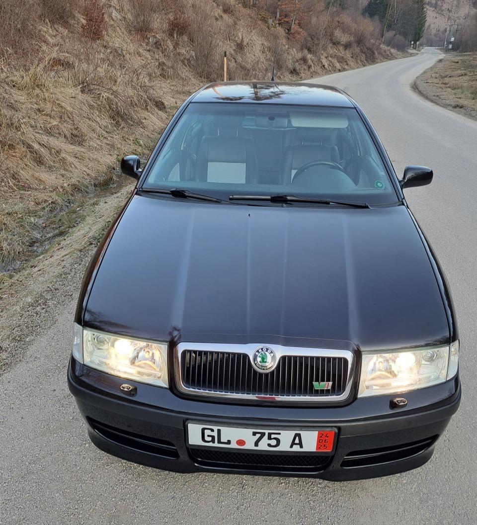 2002 Skoda Octavia RS, černá sedan, 78 000 km