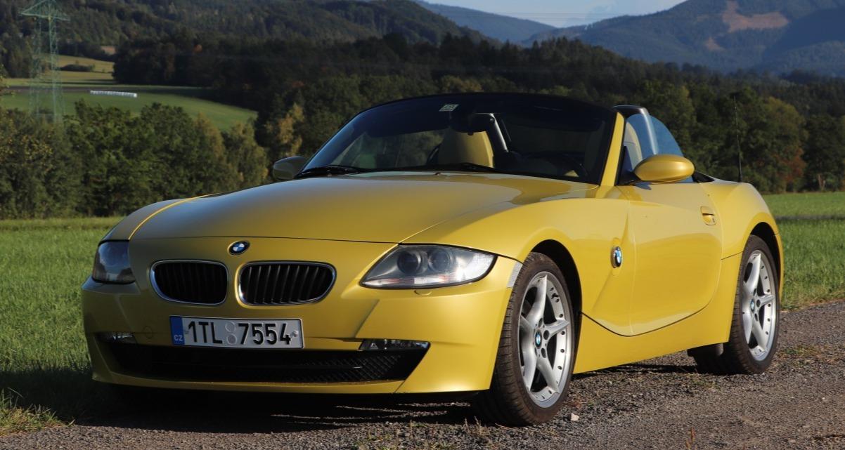 2006 BMW Z4, žlutá kabriolet, 44 256 km