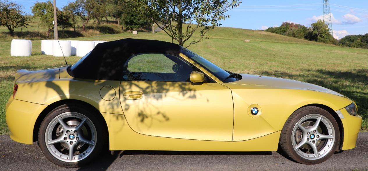 2006 BMW Z4, žlutá kabriolet, 44 256 km