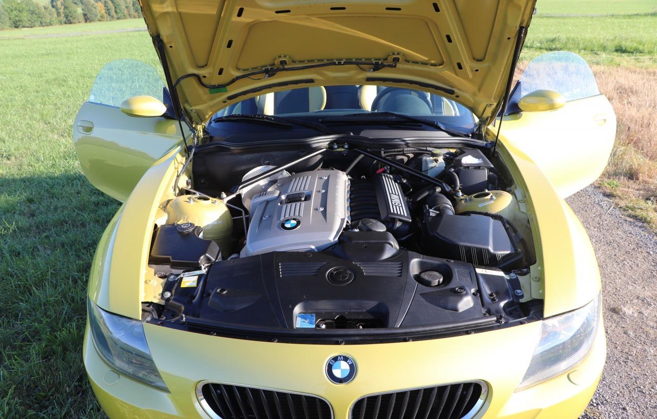 2006 BMW Z4, žlutá kabriolet, 44 256 km