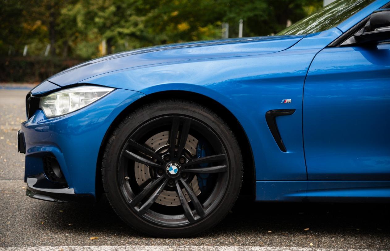 2015 BMW 435i, modrá kupé, 151 000 km