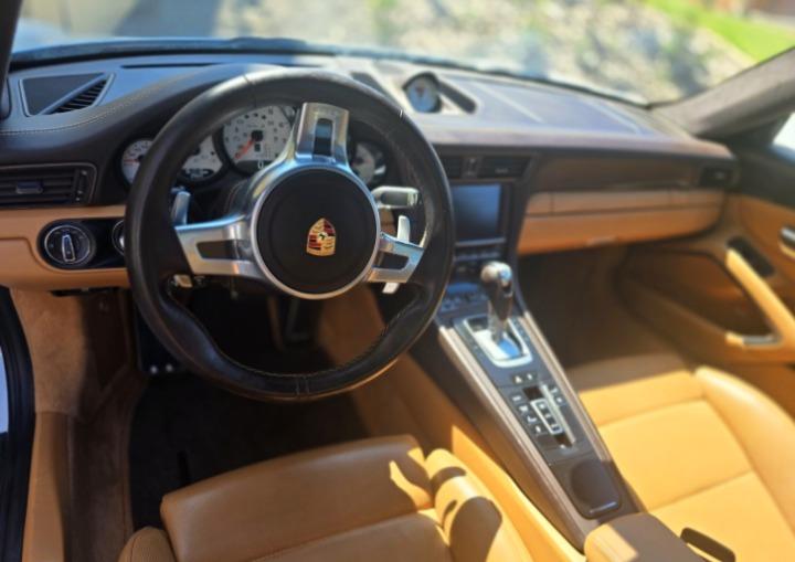 2014 Porsche 991 Turbo S, bílá kupé, 101 000 km