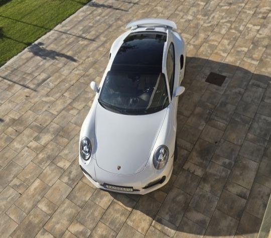 2014 Porsche 991 Turbo S, bílá kupé, 101 000 km