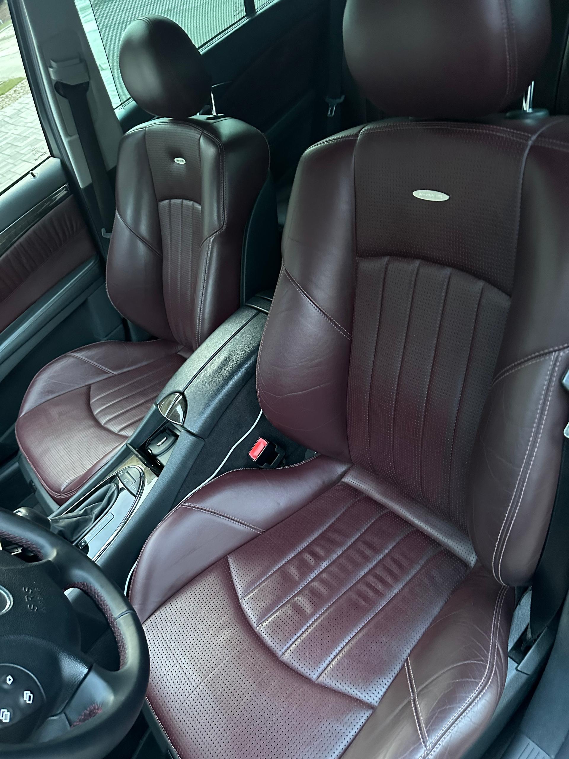 2003 Mercedes-Benz E 55 AMG, černá kombi, 230 000 km