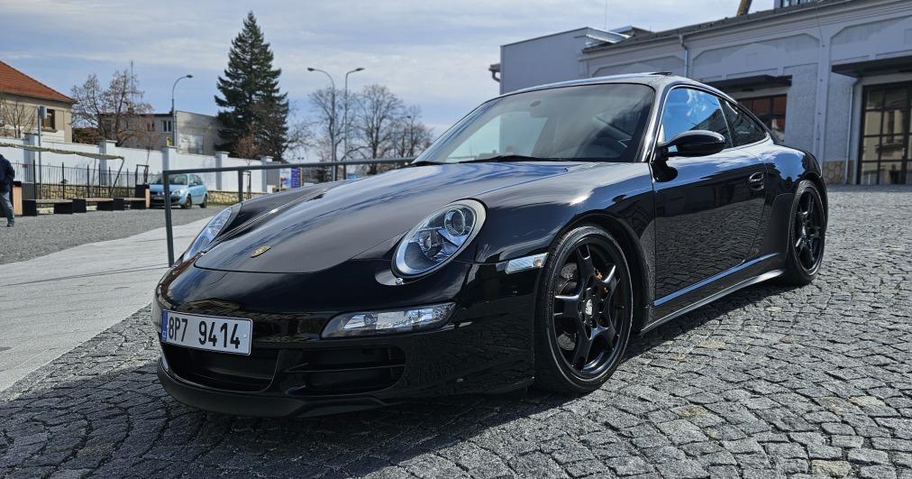 2006 Porsche 997 Carrera S, černá kupé, 125 000 km