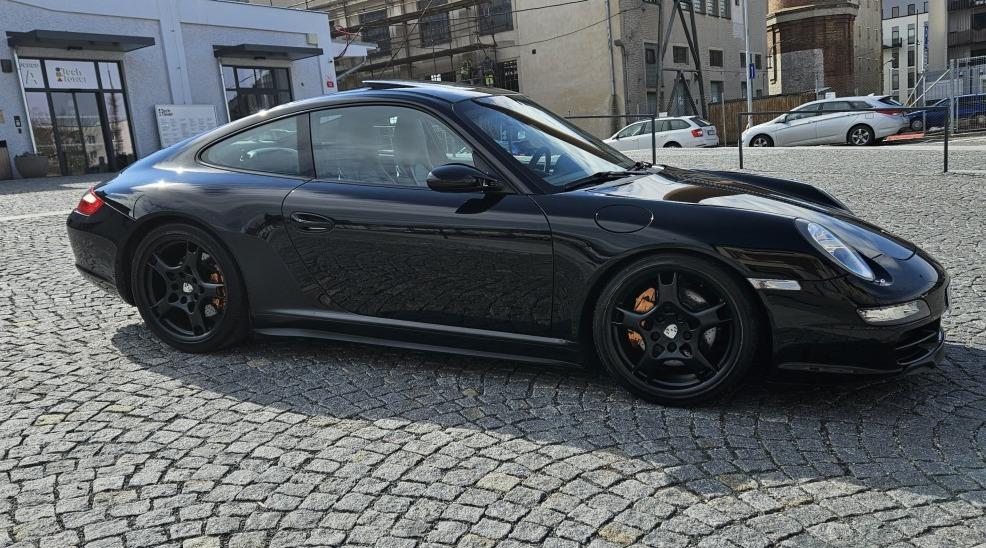 2006 Porsche 997 Carrera S, černá kupé, 125 000 km