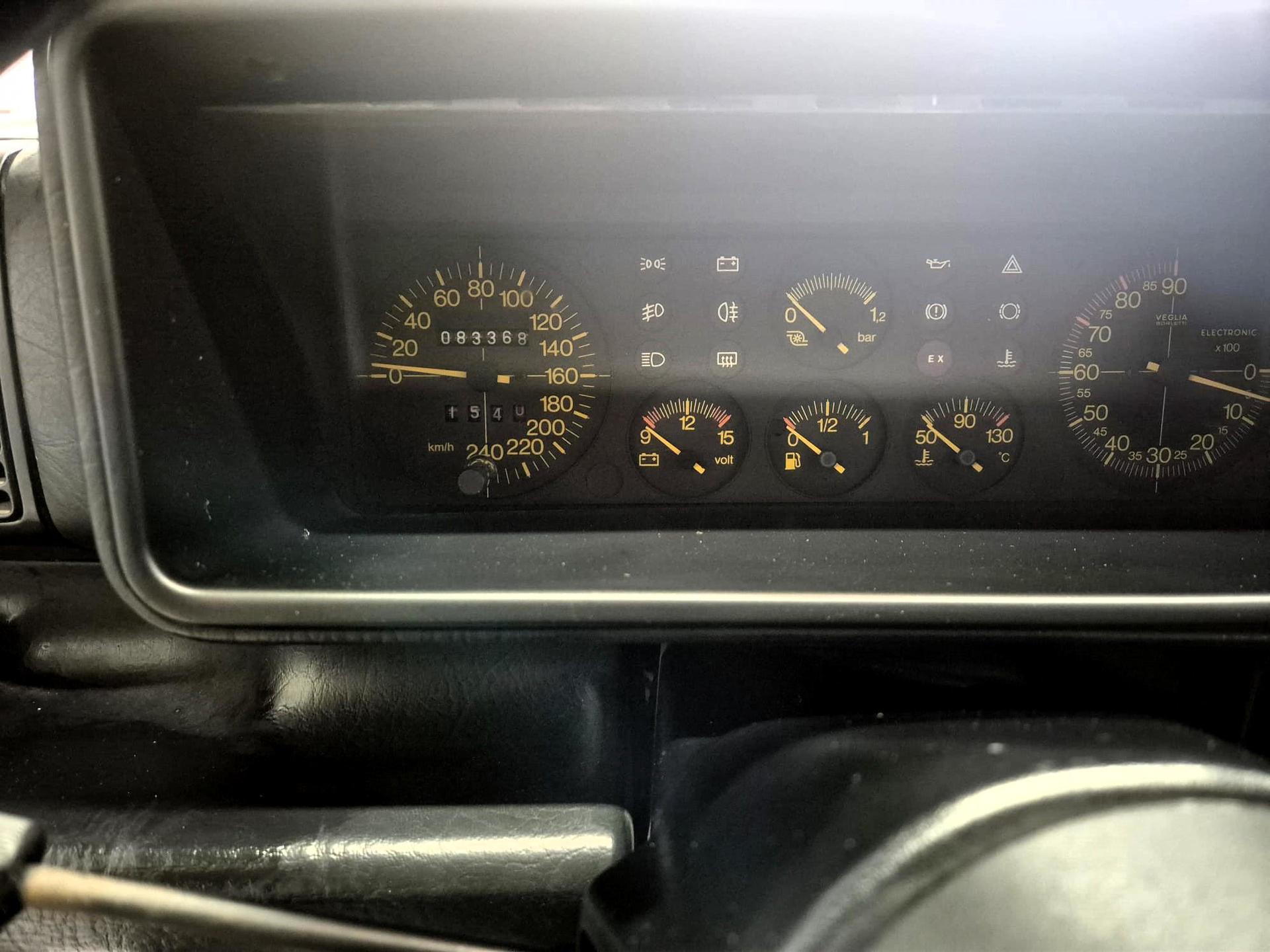 1991 Lancia Delta HF Integrale, černá hatchback, 83 000 km