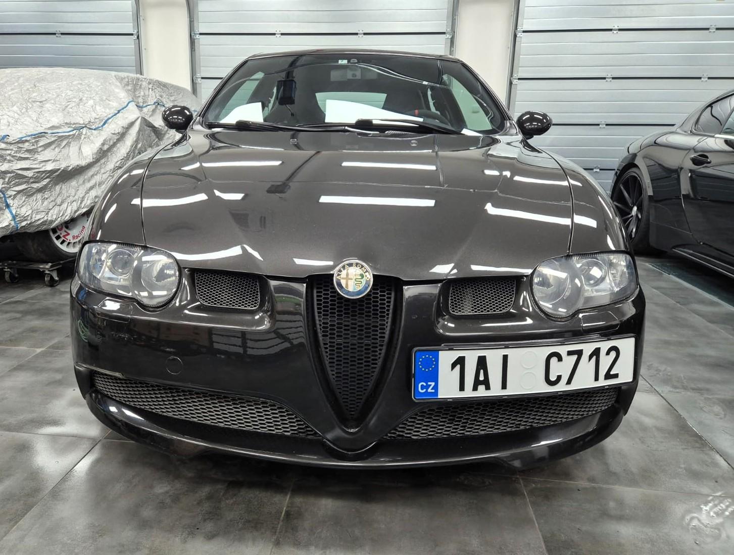 2003 Alfa Romeo 147GTA, černá hatchback, 111 000 km