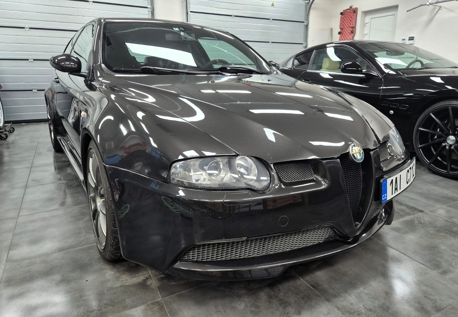 2003 Alfa Romeo 147GTA, černá hatchback, 111 000 km