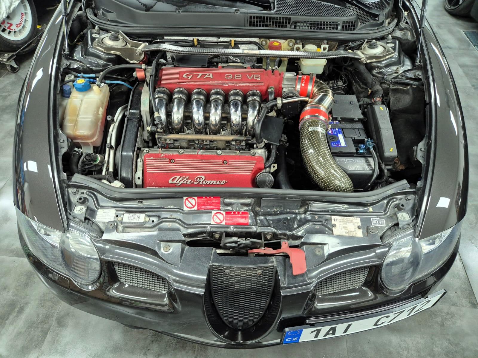 2003 Alfa Romeo 147GTA, černá hatchback, 111 000 km