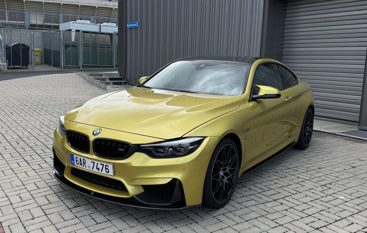 2017 BMW M4, žlutá kupé, 141 000 km