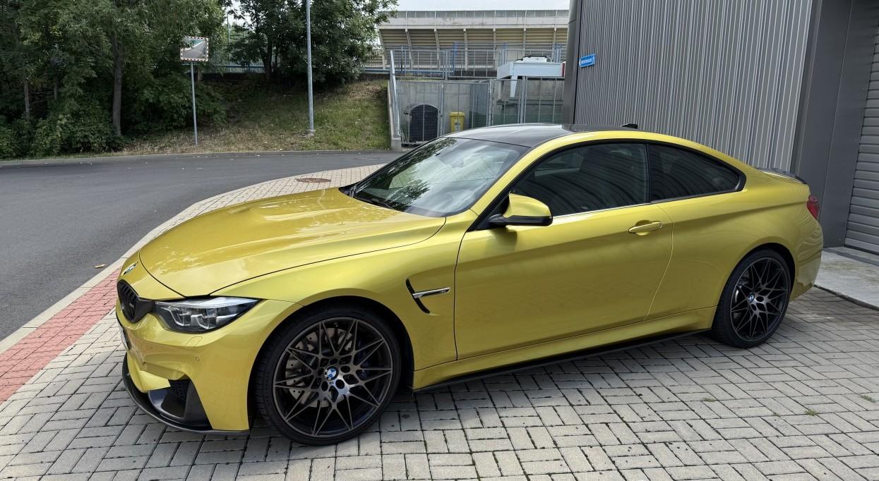 2017 BMW M4, žlutá kupé, 141 000 km