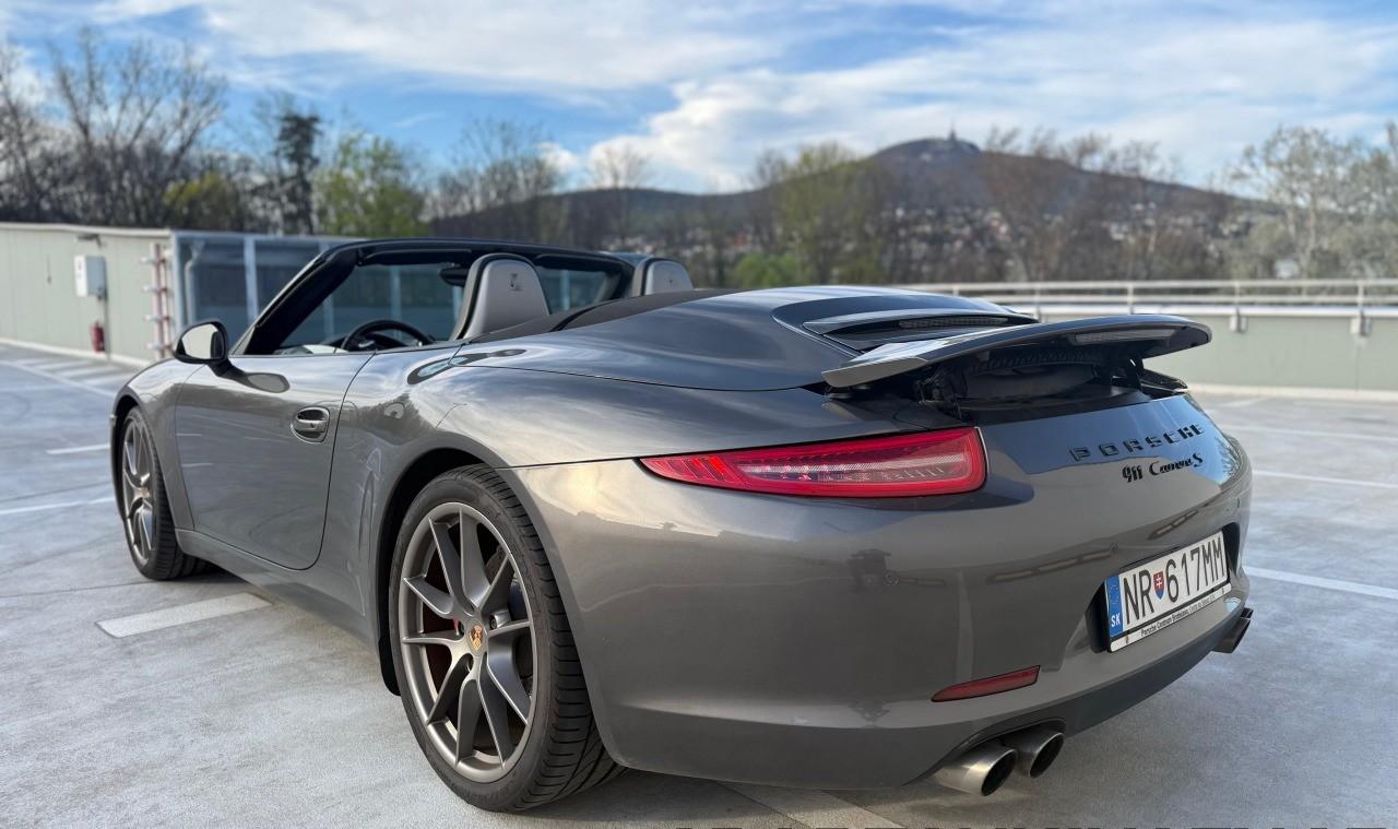 2012 Porsche 991 Carrera S, šedá kabriolet, 87 000 km