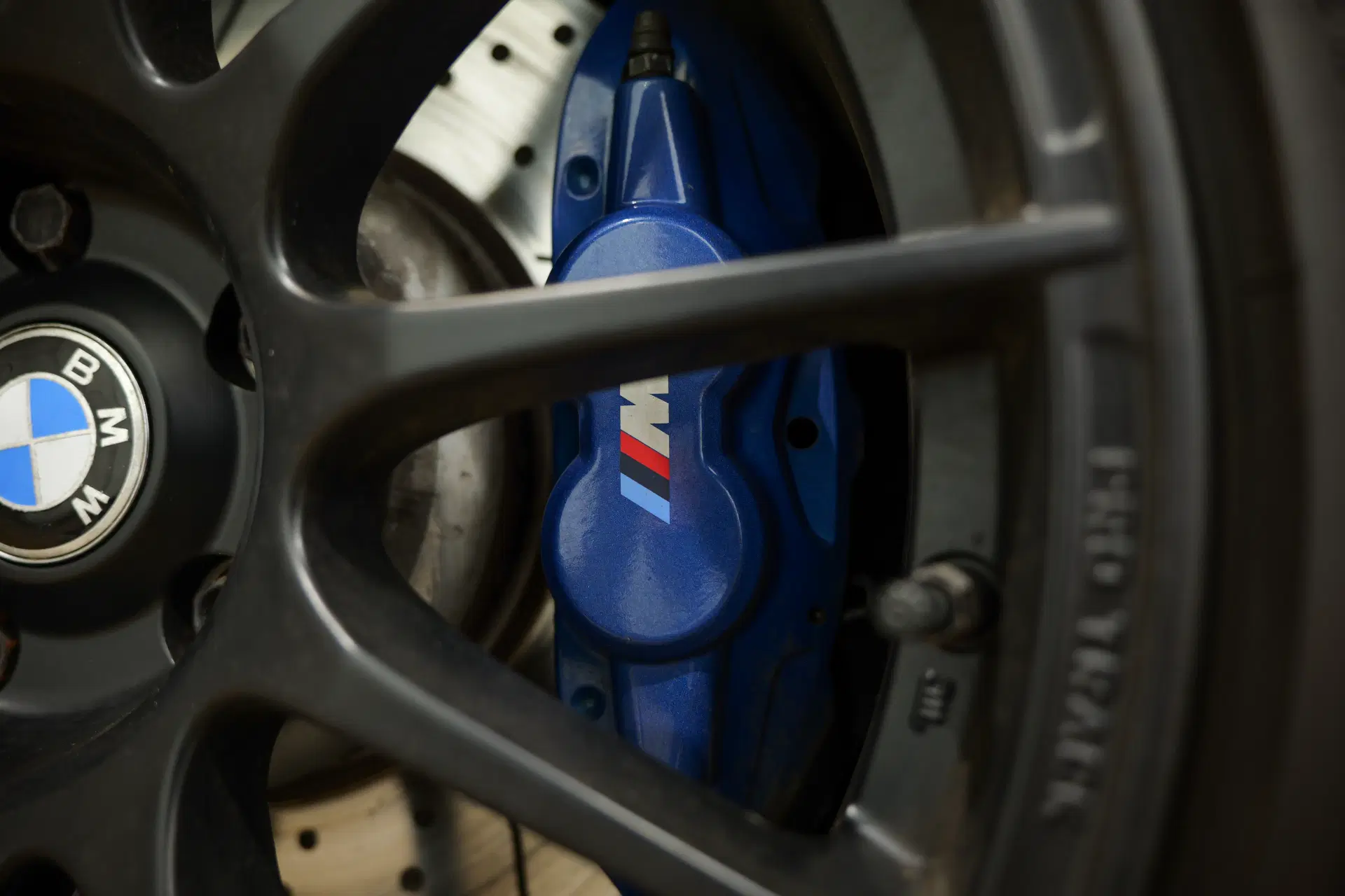 2017 BMW 340i Stage 3 - 418kW, bílá kombi, 85 000 km