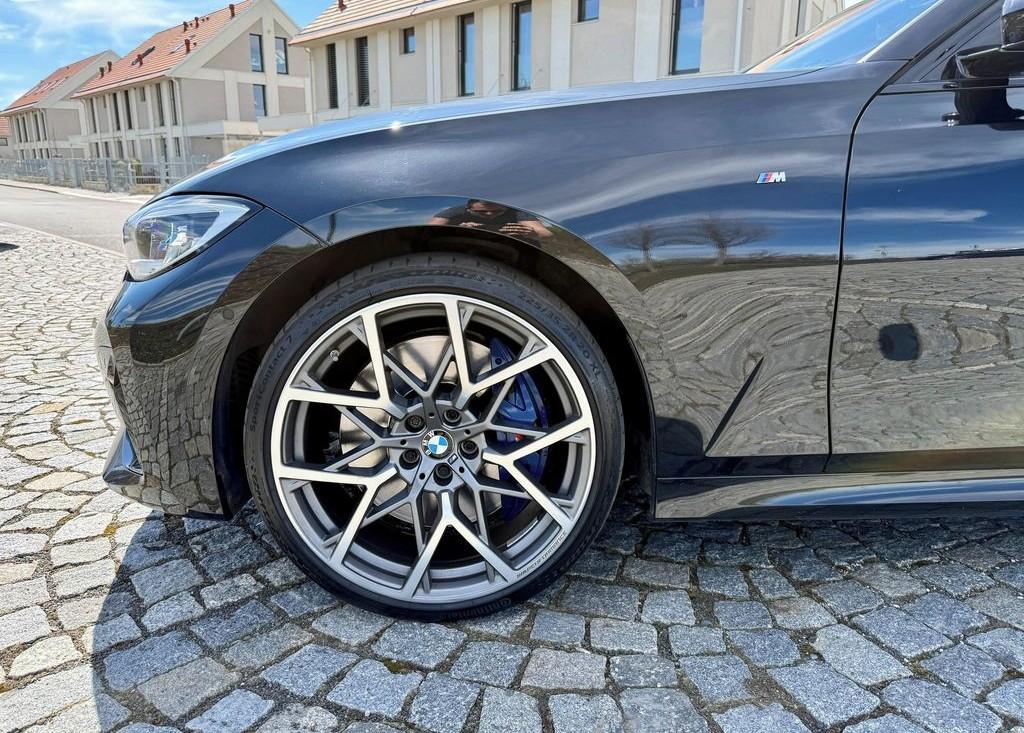 2020 BMW M340i, černá sedan, 101 316 km